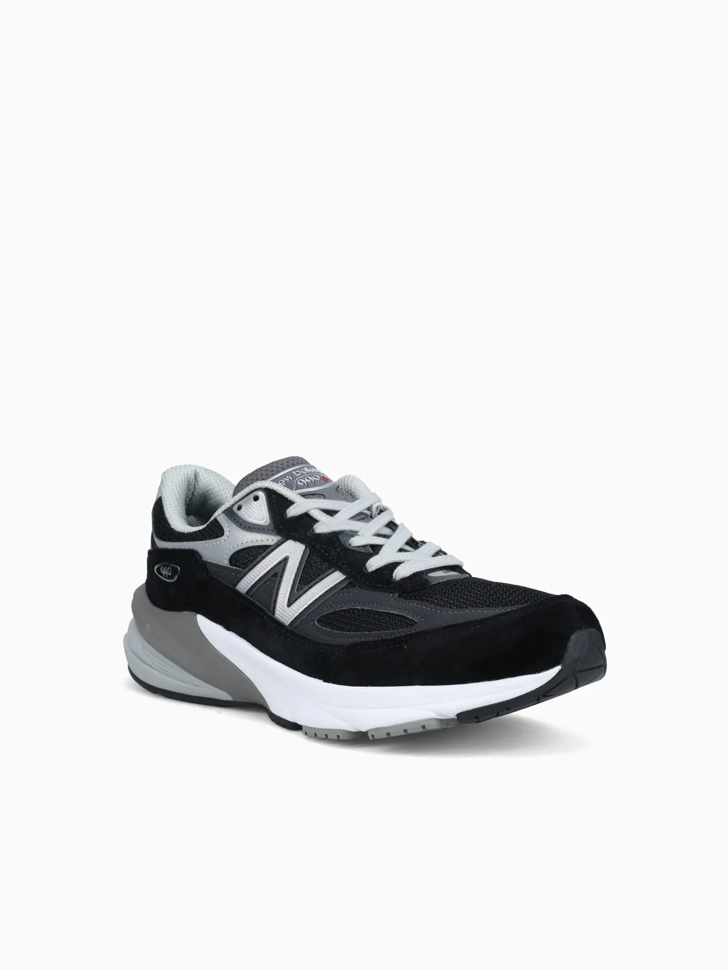 990v6 Black Suede