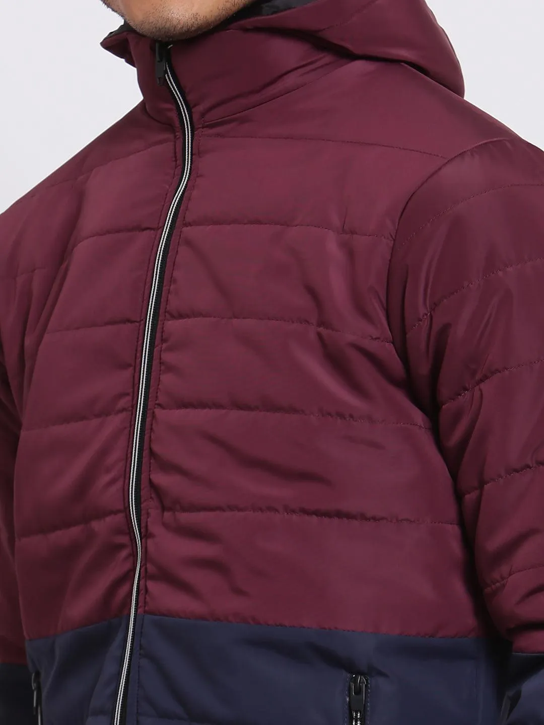 Men Maroon Navy Blue Colourblocked Lightweight Outdoor Puffer Jacket