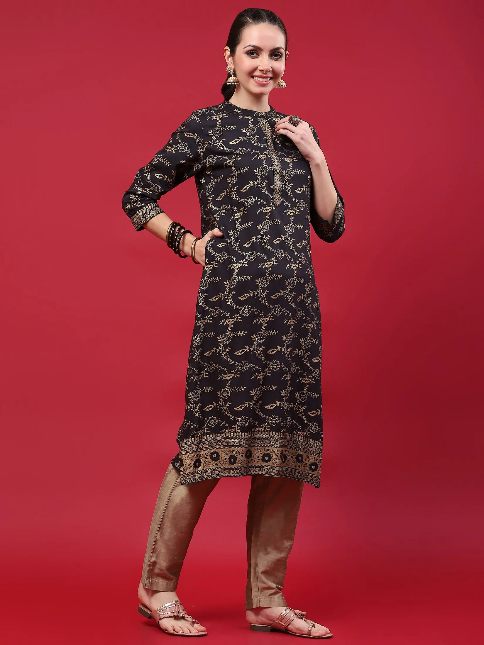 Women Black Floral Printed Kurta